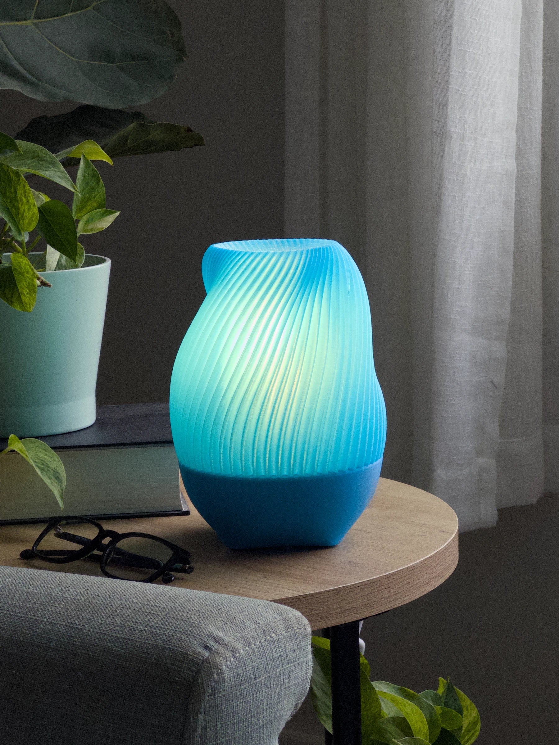 Tama Lamp
