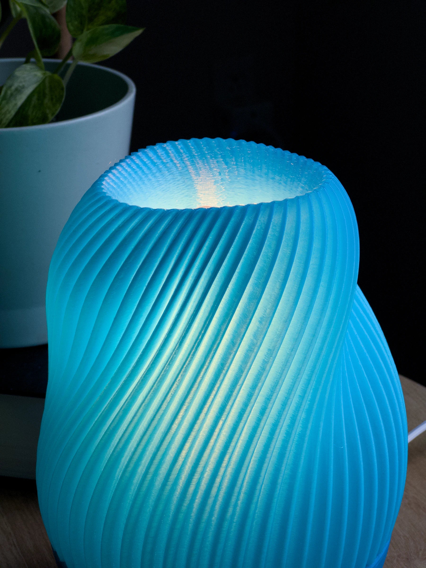 Tama Lamp