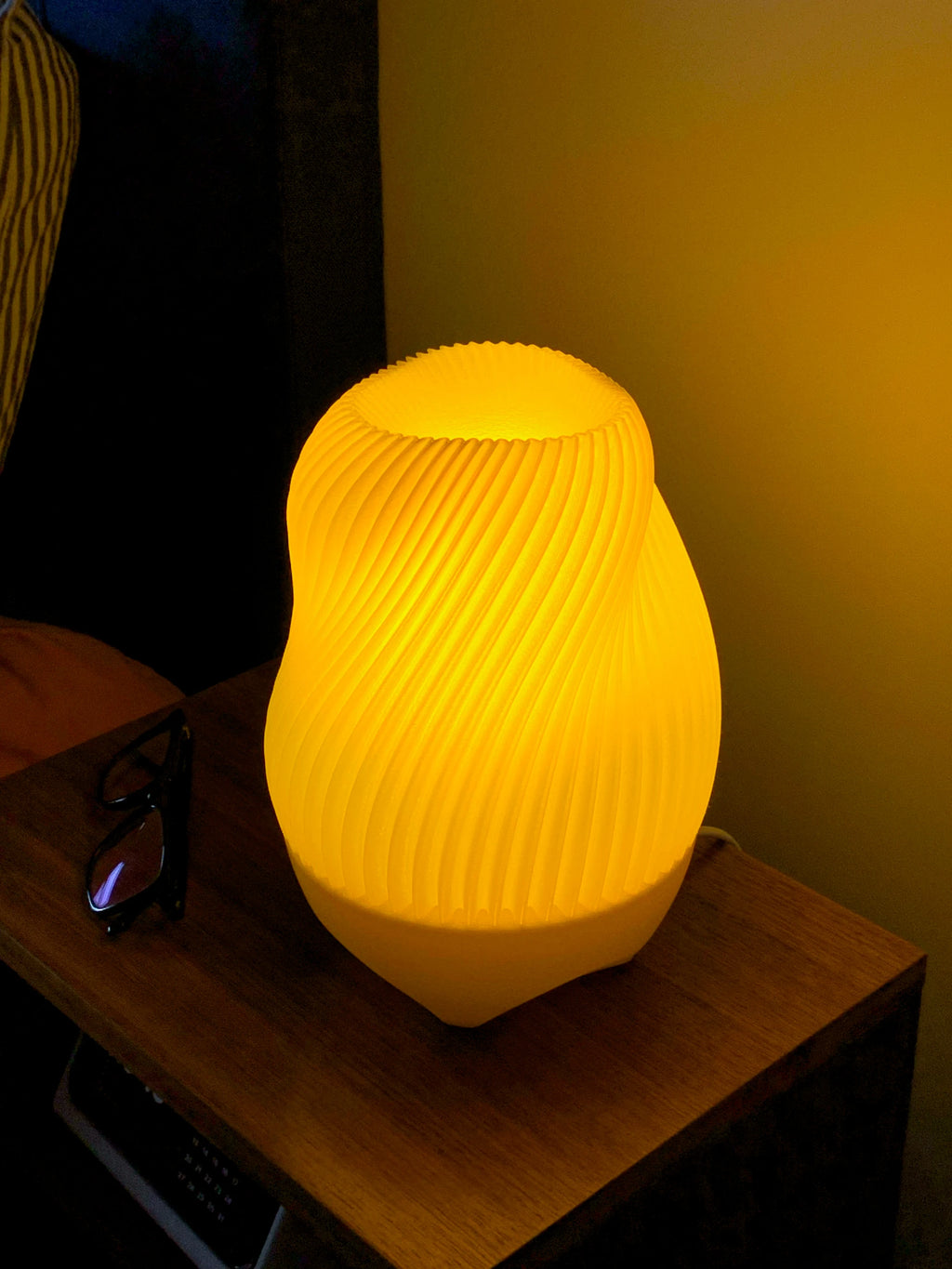 Tama Lamp